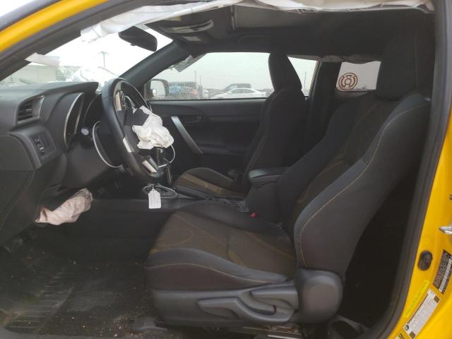JTKJF5C76C3022945 - 2012 TOYOTA SCION TC 黄色 照片 7