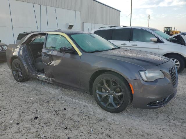 2C3CCABG2MH554263 - 2021 CHRYSLER 300 S GRAY photo 4