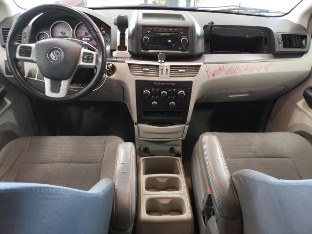 2C4RVAAG4CR217586 - 2012 VOLKSWAGEN ROUTAN S WHITE photo 8