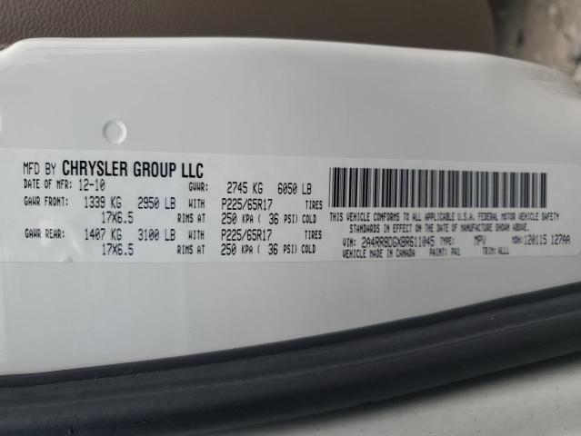 2A4RR8DGXBR611045 - 2011 CHRYSLER TOWN & COU TOURING L WHITE photo 13