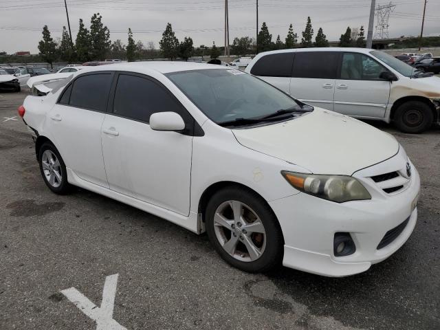 5YFBU4EE5DP075930 - 2013 TOYOTA COROLLA BASE WHITE photo 4