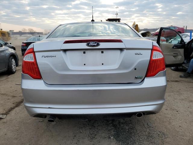 3FAHP0HG2AR425064 - 2010 FORD FUSION SE SILVER photo 6