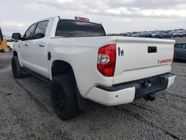 5TFAW5F14EX363609 - 2014 TOYOTA TUNDRA CREWMAX PLATINUM WHITE photo 2