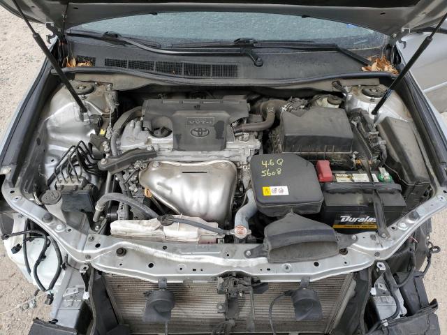 4T1BF1FK5HU711263 - 2017 TOYOTA CAMRY LE SILVER photo 11