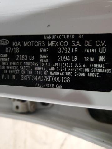 3KPF34AD7KE006138 - 2019 KIA FORTE GT LINE WHITE photo 12