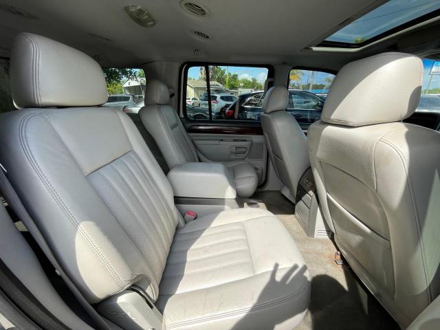 5LMEU88H04ZJ45231 - 2004 LINCOLN AVIATOR 银色 照片 6