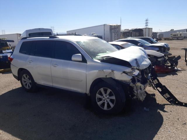 5TDZK3EH3CS062723 - 2012 TOYOTA HIGHLANDER BASE WHITE photo 4