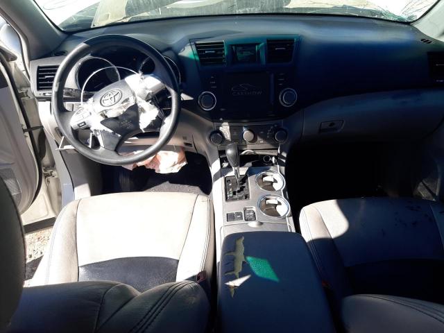 5TDZK3EH3CS062723 - 2012 TOYOTA HIGHLANDER BASE Ақ фото 8