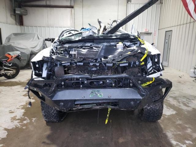 3C6UR5DJ4HG621179 - 2017 RAM 2500 SLT თეთრი ფოტო 5