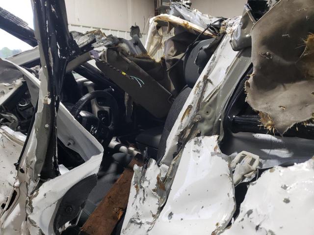 3C6UR5DJ4HG621179 - 2017 RAM 2500 SLT თეთრი ფოტო 8