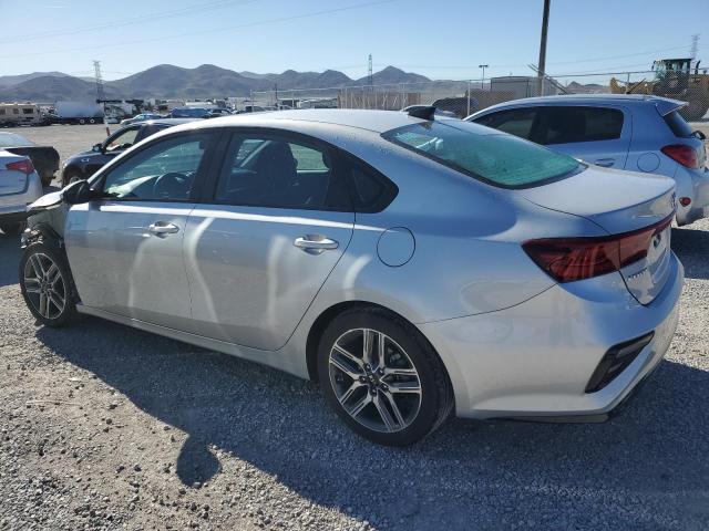 3KPF34AD7KE023084 - 2019 KIA FORTE GT LINE SILVER photo 2