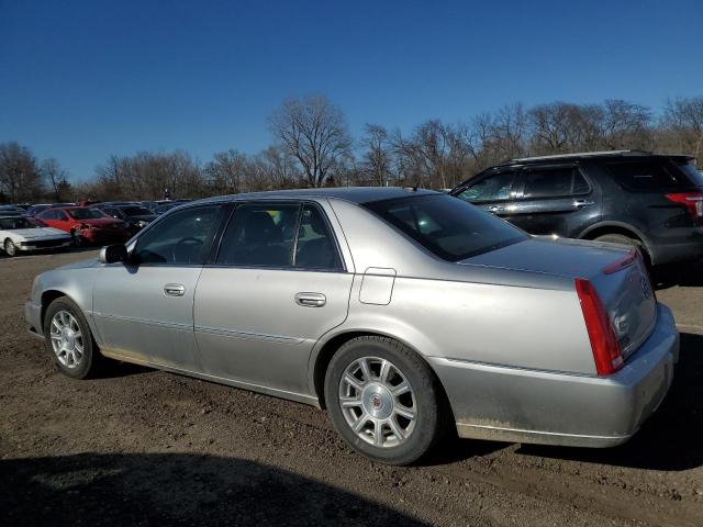 1G6KD57Y28U122243 - 2008 CADILLAC DTS SILVER photo 2