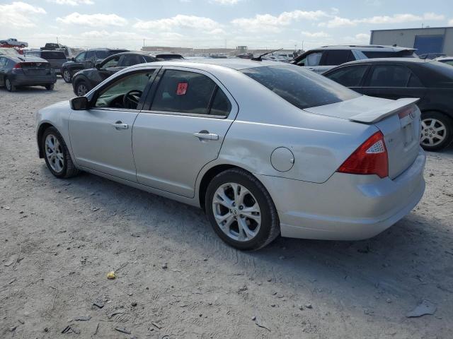 3FAHP0HA1CR115681 - 2012 FORD FUSION SE SILVER photo 2