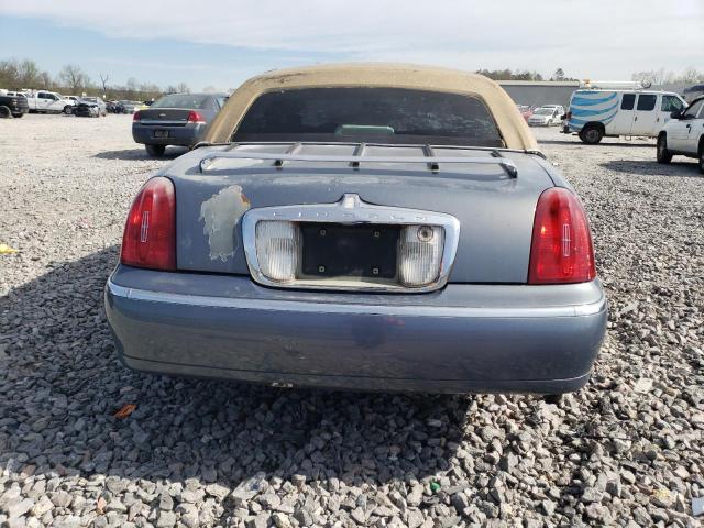 1LNHM81W4XY660963 - 1999 LINCOLN TOWN CAR EXECUTIVE BLUE photo 6