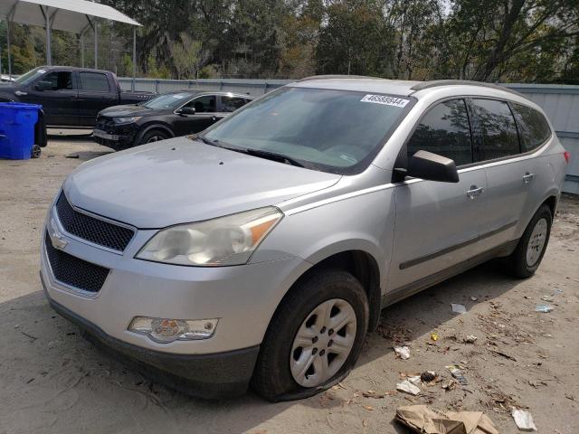 1GNLREEDXAJ258864 - 2010 CHEVROLET TRAVERSE LS SILVER photo 1