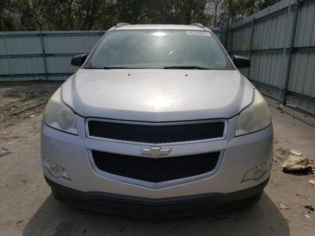 1GNLREEDXAJ258864 - 2010 CHEVROLET TRAVERSE LS SILVER photo 5