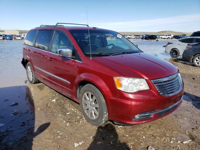 2A4RR8DG5BR704300 - 2011 CHRYSLER TOWN & COU TOURING L RED photo 4