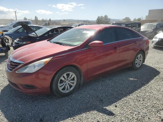 5NPEB4AC8DH511450 - 2013 HYUNDAI SONATA GLS RED photo 1