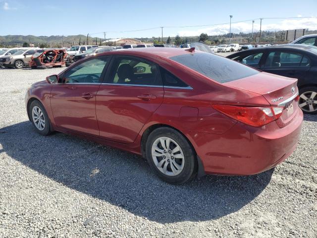 5NPEB4AC8DH511450 - 2013 HYUNDAI SONATA GLS RED photo 2