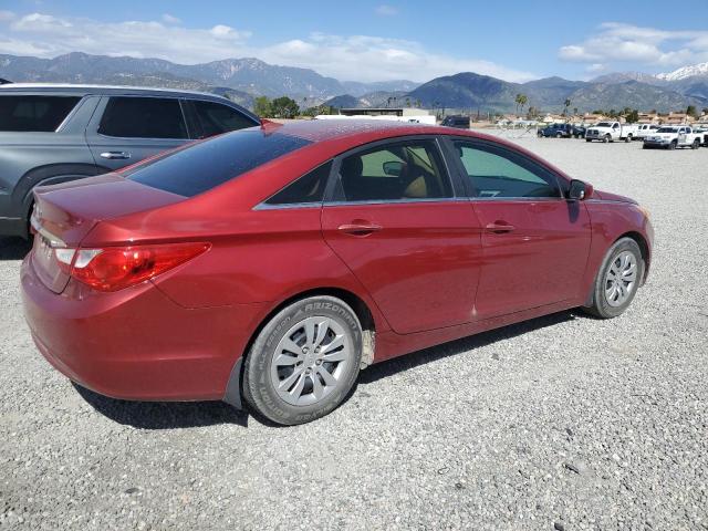 5NPEB4AC8DH511450 - 2013 HYUNDAI SONATA GLS RED photo 3