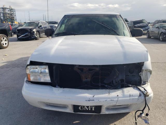 1GTCS145428252440 - 2002 GMC SONOMA WHITE photo 5