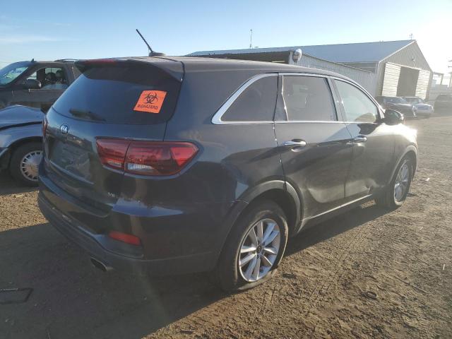 5XYPGDA56KG518526 - 2019 KIA SORENTO LX GRAY photo 3