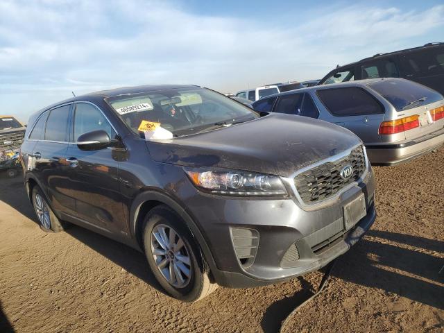 5XYPGDA56KG518526 - 2019 KIA SORENTO LX GRAY photo 4