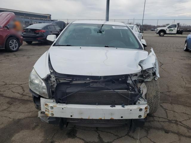 1G1ZC5E15BF179769 - 2011 CHEVROLET MALIBU 1LT WHITE photo 5