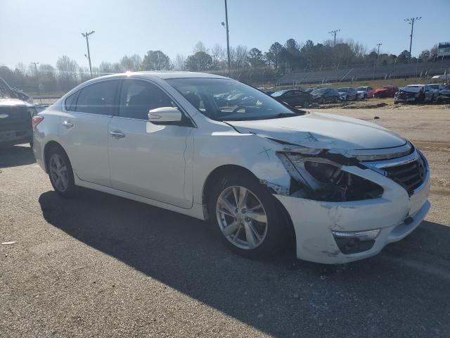 1N4AL3AP1DN401791 - 2013 NISSAN ALTIMA 2.5 WHITE photo 4