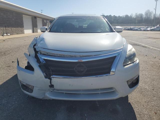 1N4AL3AP1DN401791 - 2013 NISSAN ALTIMA 2.5 WHITE photo 5