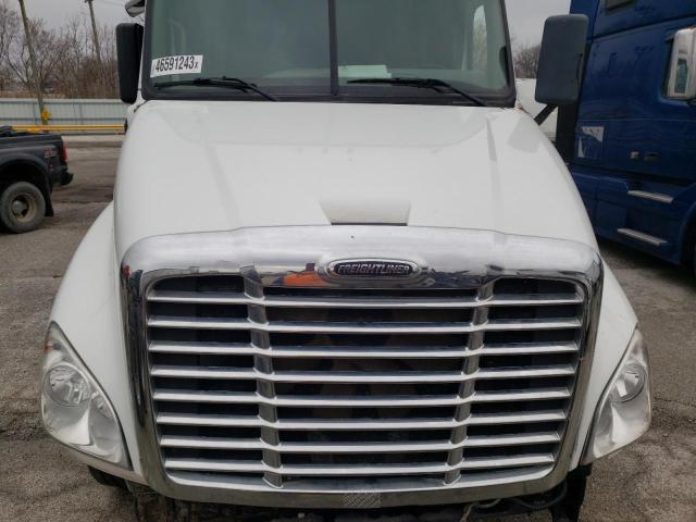 1FUJGLD52ELFU0037 - 2014 FREIGHTLINER CASCADIA WHITE photo 7