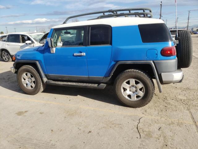 JTEBU11F870089523 - 2007 TOYOTA FJ CRUISER BLUE photo 2