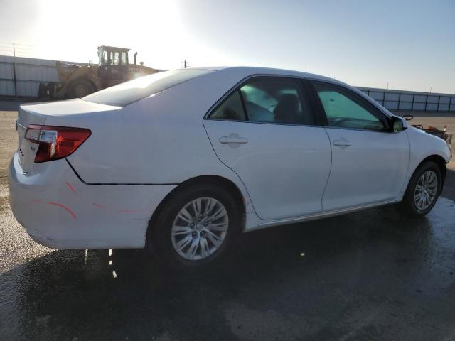 4T1BF1FK6DU652203 - 2013 TOYOTA CAMRY L WHITE photo 3