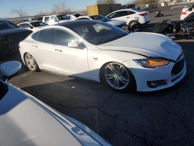 5YJSA1CNXDFP11442 - 2013 TESLA MODEL S WHITE photo 4