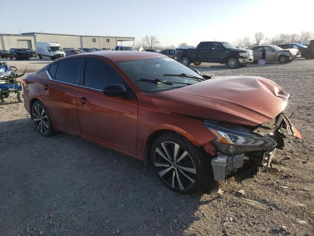 1N4BL4CV3KC185277 - 2019 NISSAN ALTIMA SR ORANGE photo 4