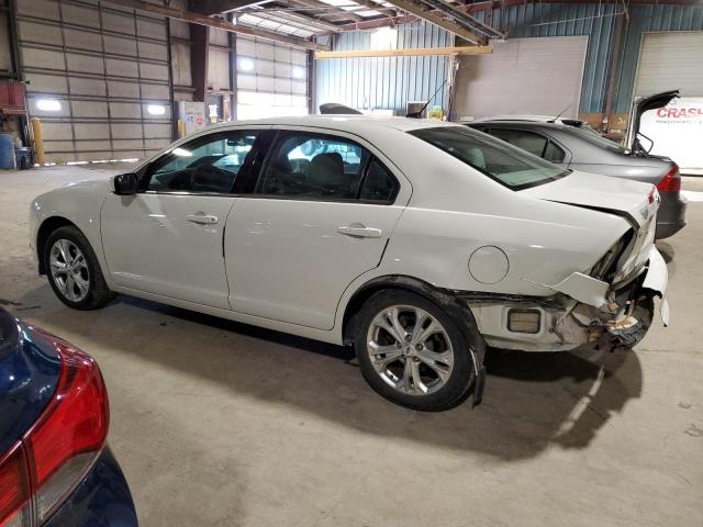 3FAHP0HA7CR402636 - 2012 FORD FUSION SE WHITE photo 2