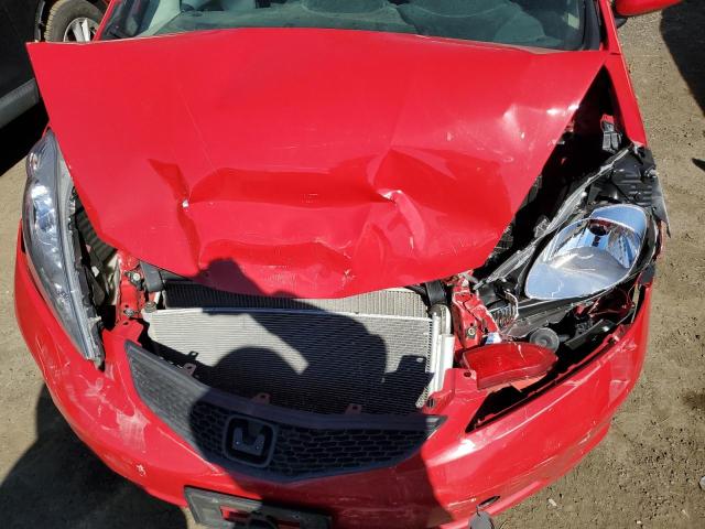 JHMGE8H32DC014885 - 2013 HONDA FIT RED photo 11