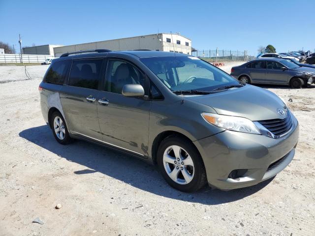 5TDKK3DC7CS229768 - 2012 TOYOTA SIENNA LE GRAY photo 4