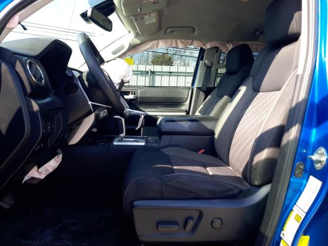 5TFUW5F15JX731576 - 2018 TOYOTA TUNDRA DOUBLE CAB SR/SR5 BLUE photo 7