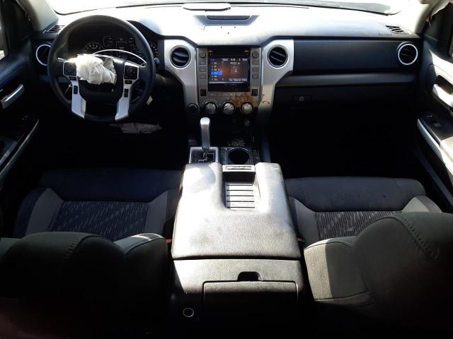 5TFUW5F15JX731576 - 2018 TOYOTA TUNDRA DOUBLE CAB SR/SR5 BLUE photo 8