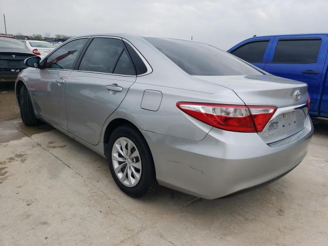 4T4BF1FK8GR526550 - 2016 TOYOTA CAMRY LE SILVER photo 2