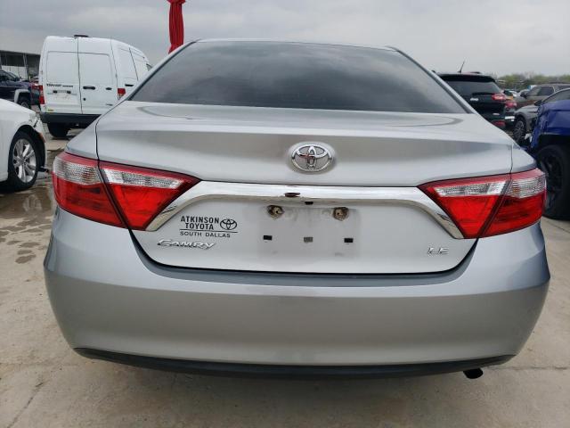 4T4BF1FK8GR526550 - 2016 TOYOTA CAMRY LE SILVER photo 6