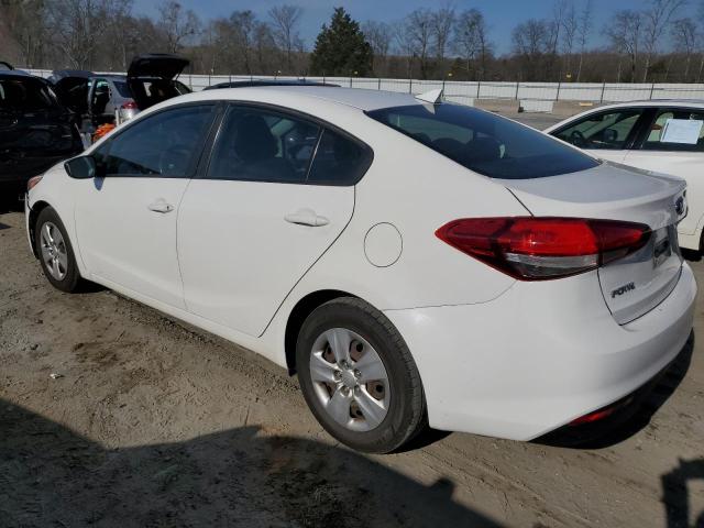 3KPFK4A78HE090024 - 2017 KIA FORTE LX WHITE photo 2