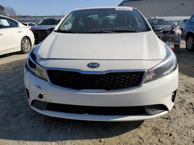 3KPFK4A78HE090024 - 2017 KIA FORTE LX WHITE photo 5