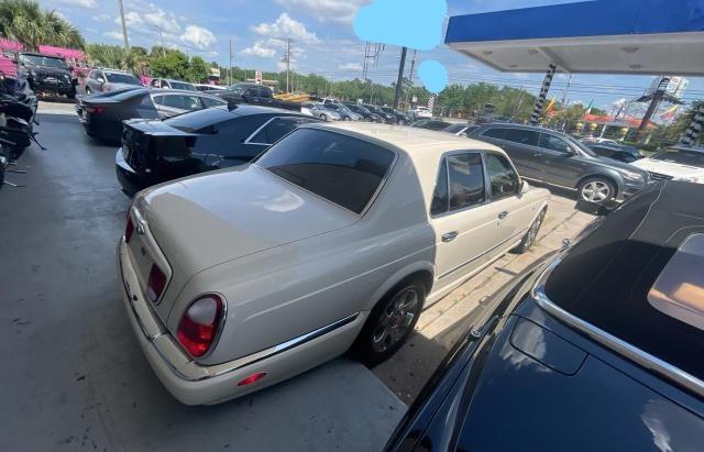 SCBLC31E3YCX04416 - 2000 BENTLEY ARNAGE WHITE photo 4