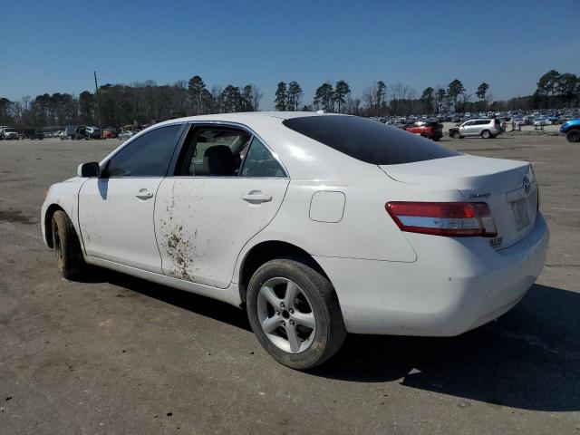 4T1BF3EK0BU721297 - 2011 TOYOTA CAMRY BASE WHITE photo 2