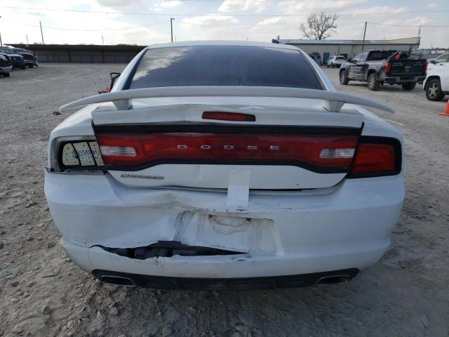 2C3CDXBG3DH706003 - 2013 DODGE CHARGER SE WHITE photo 6