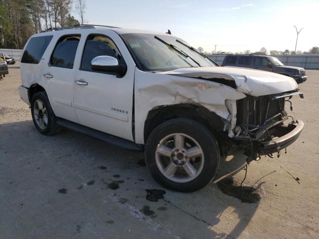 1GNFK13017J361965 - 2007 CHEVROLET TAHOE K1500 WHITE photo 4