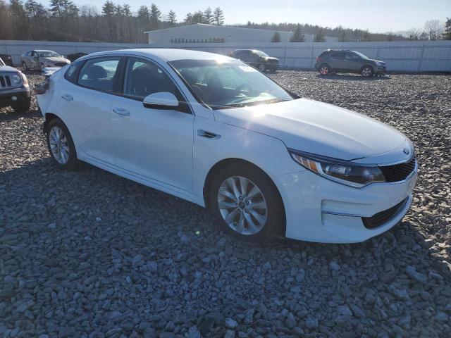 5XXGT4L3XHG170671 - 2017 KIA OPTIMA LX WHITE photo 4