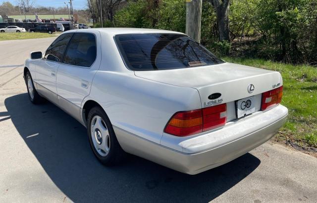 JT8BH28F7W0102151 - 1998 LEXUS LS 400 WHITE photo 3